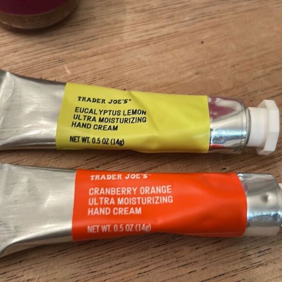 New Trader Joe's 10 piece beauty bundle mask handcream detangler kombucha Rose o - Picture 4 of 5